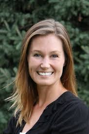 Jenna Dove's Instagram, Twitter & Facebook