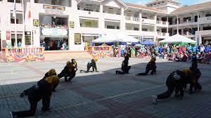 Berilmu, beramal, bertaqwa (knowledge, practice, piety) 45 Sm Sains Perempuan Seremban Performance Youtube