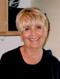 Nancy Dear's Instagram, Twitter & Facebook