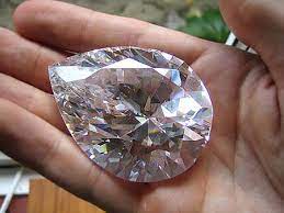 The cullinan diamond was discovered in transvaal, south africa in 1905 and presented as a birthday gift to edward vii of england (r. Frans Jonker Gemologist The Great Star Of Africa Or Cullinan 1 Was The Largest Of The Stones To Emerge From The Cleaving Of The Original Cullinan Diamond Found On 26 January