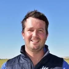 Tom Longmire's Instagram, Twitter & Facebook