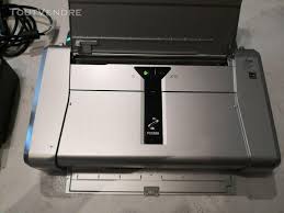 There's no bluetooth connection in the box but a dongle can be bought to enable it. Imprimante Canon Encres Offres Mars Clasf