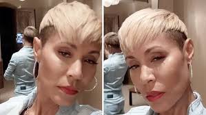 Which is why, when she showed off an angular, asymmetrical cut earlier this year, we admired it while knowing it was not long for this world. Jada Pinkett Smith Trades Out Her Golden Curls As She Debuts A Chic New Buzzed Blonde Pixie Cut Daily Mail Online