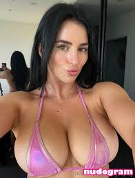 izzy2spicy  izzyisspicyy Nude Leaks OnlyFans Photo 1 - Nudogram v2.1