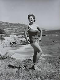 Sorry, couldn't find any biography for valerie french. Valerie French S Feet Wikifeet