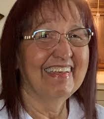 Andrea Perales's Instagram, Twitter & Facebook