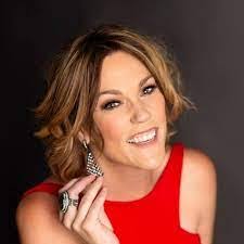 Connie Wray's Instagram, Twitter & Facebook