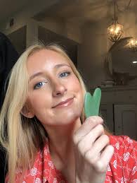 Signs and symptoms of cancer: Viral gua shua massage tool beauty hack leads  to woman's shock diagnosis