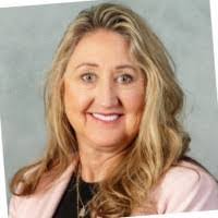 Kim Montag's Instagram, Twitter & Facebook