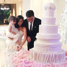 See The Best Celebrity Wedding Cakes Wedding Cake Celebrity Tall Wedding Cakes Celebrity Weddings