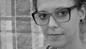 Sarah Decristoforo erhält Paul-Flora-Preis