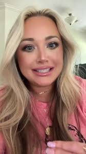 Tess Walker Riley Green