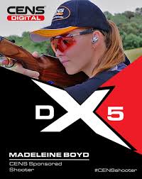 Madeleine Boyd (@MaddyLilo)