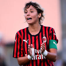 Carlopellegatti Su Instagram Segna Valentina Giacinti Per Il Milan Femminile Di Ganz Nella Vittoria Per Tre Reti A Ze Calcio Femminile Valentino Instagram