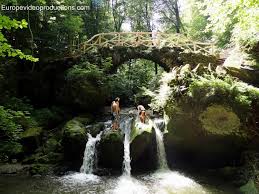 Gutshaus in berdorf, luxemburg, europa. Foto Wasserfall Von Schissentumpel In Mullerthal In Luxemburg