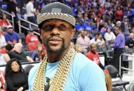 Now, the online platform responsible for both mayweather and paul have dabbled in exhibition bouts, with the former returning to the ring for a meeting with tenshin nasukawa and the. New Date For Floyd Mayweather Vs Logan Paul As Fight Rescheduled With Four Weeks Notice Daily Star