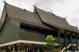 5 Rumah Adat Daerah Kalimantan Timur Mantabz