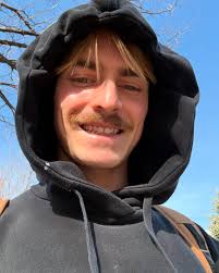 winter has been cool and all but i'm ready for spring. 🏝️ 😎 ☀️