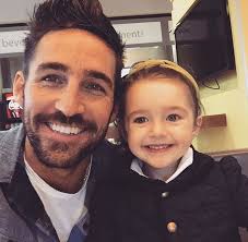 Hannah Earl (@Hannah_lulu_)