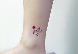 Hình xăm hoa sen mini là một mẫu xăm dễ thực hiện, ít đau đớn và đều phù hợp cho cả nam và nữ. Hinh XÄƒm Ä'áº¹p Cho Ná»¯ 2021