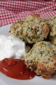How many pieces are in a nugget couch? Brokkoli Kase Nuggets Lowcarb Snack Oder Keto Beilage