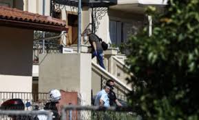 Από την πλευρά της η αστυνομία είναι πεπεισμένη ότι δεν έγινε ποτέ ληστεία στο σπίτι στα γλυκά νερά. Egklhma Sta Glyka Nera Ta Nea Stoixeia Kai Ta Kena Stis Kata8eseis Poy Kaine Ton 32xrono News Gr