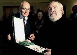 On june 4, 2007, he received his country's highest decoration, the knight grand cross in the order of the sun of peru. Gianluigi Gelmetti Wikipedia