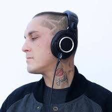 Daniel Durborow's Instagram, Twitter & Facebook