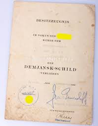 Eine vollstreckbare urkunde muss vor einem deutschen gericht oder notar innerhalb deren zuständigkeit in der vorgeschriebenen form aufgenommen werden und. Urkunde Demjansk Schild A R 66 Archiv Trave Militaria Orden Und Ehrenzeichen
