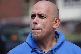 The Milwaukee Fire Deparment holds a parade for girl, 13, with cancer in  hospice