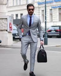 With so many suits available it can be easy to get lost in the swathes of choice. Best Suit Colors For Men Updated 2020 Couture Crib