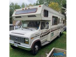 Motorise Corsair Ford 1987 27 Pieds Usage A Vendre A Jonquiere Lespac Com Vehicules Jonquiere Recreational Vehicles Vehicles Camper