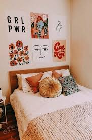 Pinterest Natalyabelous11 Bedroomfurnitureitems Dorm Room Decor Dorm Room Inspiration Tumblr Room Decor