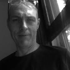 Kevin Bott's Instagram, Twitter & Facebook