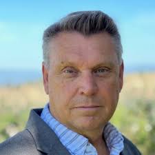 Lauren Macaulay posted