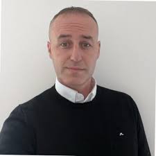 Today marks my final day at DB Schenker and I would just like to take this  opportunity to thank the team at Schenker for their help and encouragement  during my time working