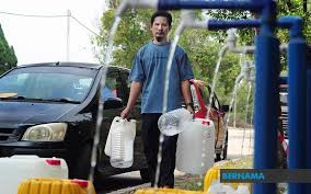 — picture by yusof mat isa. Bernama Changing Consumer Attitudes Towards Water