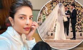 Nick jonas and priyanka chopra's wedding was straight out of a fairytale. Priyanka Chopra Jonas Says She Got A Neck Cramp From Her 75 Foot Long Wedding Veil Daily Mail Online