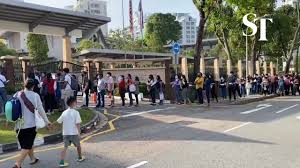 Malaysia passport renewal issued on the same day and can be collected before 4.00 pm. Queue At Malaysian High Commission In Singapore At Around 8am On Friday March 19 Youtube