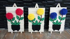 Selain bunga sedap malam bisa juga dengan bunga lainnya seperti bunga mawar, bunga tulip, bunga matahari dan seterusnya. Harga Hiasan Dinding Dari Stik Es Krim Cek Bahan Bangunan