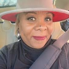 Francine Gregory's Instagram, Twitter & Facebook