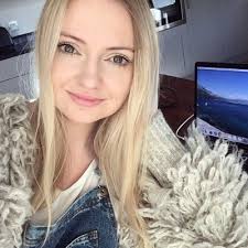 Hazel Chong (@hazel_hwc)