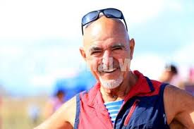 39499563-Early arrivals, from left, Gill Goodall, Sandra Hewinson and Ann  Brown with their supporters Andy Goodall and Ian Hewinson. Race For Life,  Southsea Common Picture: Chris Moorhouse jpns 03072