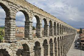 In some cases, the aqueducts stretched over a piece of land that dipped low on the landscape. Roman Aqueducts The Dawn Of Plumbing Kids Discover