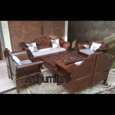 Set kursi tamu minimalis kuta terdiri dari 1 sofa 3 dudukan,1 sofa 2 dudukan, 2 sofa single, 1 meja kopi dan 2 pcs side table, beli set tamu harga murah. Meja Kursi Tamu Sofa Madura Bantal Kursi Ukir Kayu Jati Jepara Shopee Indonesia