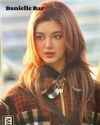 She's so beautiful!! ©️ mohaemarsh, Daniell_Bar_CN, press #NewJeans #뉴진스  #DANIELLE #다니엘