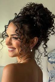 Hairdos for curly hair
