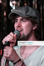 8 Portrait Wagner Love, Jacob Vetter Vocals, Guitar, in Berlin NBI Club,  Singer, Pop, Soul, Club, Aposte com tecnologia de ponta na perguntas  bíblicas fáceis