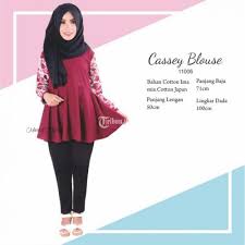 Tersedia 5 pilihan warna (cek gambar). Baju Atasan Wanita Cassey Blouse Motif Bunga Model Terbaru Harga Murah Di Solo Tribunjualbeli Com
