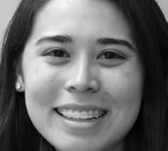 UIW welcomes, pins new students